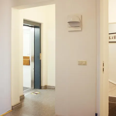 Apartman Ahoi Homes 2 Schlafzimmer Smart Tv Kueche *