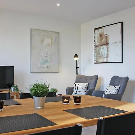 Ahoi Homes 2 Schlafzimmer Smart Tv Kueche Apartment